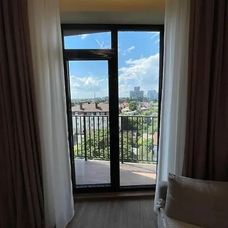 Royal Blue Marble Retreat & Panorama *