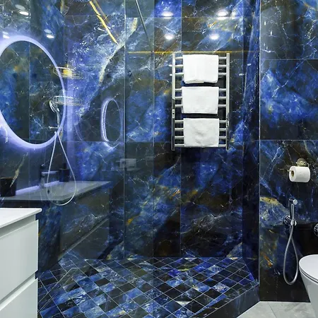 Royal Blue Marble Retreat & Panorama *